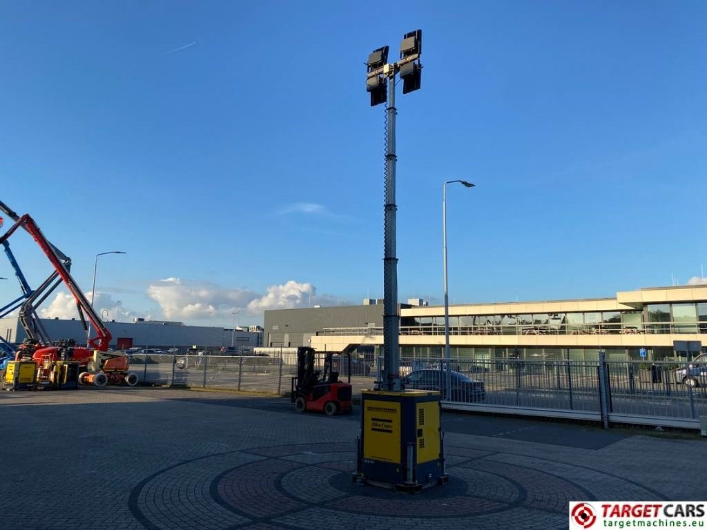 Torre de iluminación Atlas Copco QLB60 Tower Light 4x350W Led: foto 19 Torre de iluminación Atlas Copco QLB60 Tower Light 4x350W Led: foto 19