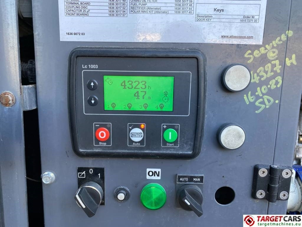 Torre de iluminación Atlas Copco QLB60 Tower Light 4x350W Led: foto 12 Torre de iluminación Atlas Copco QLB60 Tower Light 4x350W Led: foto 12