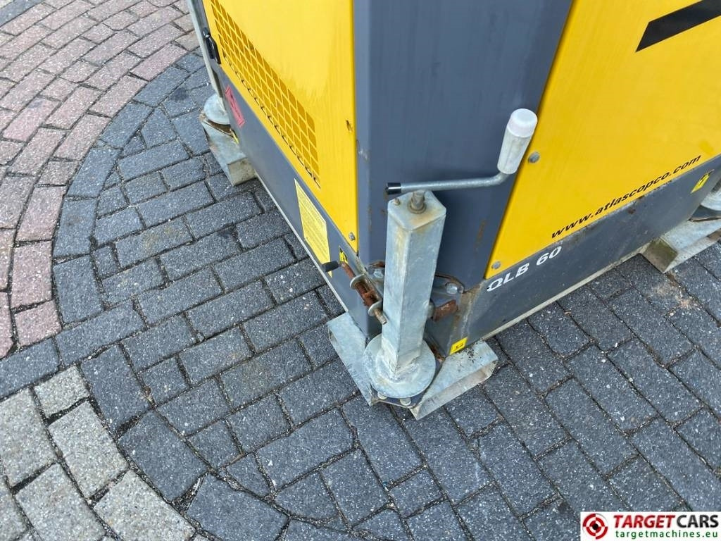 Torre de iluminación Atlas Copco QLB60 Tower Light 4x350W Led: foto 25 Torre de iluminación Atlas Copco QLB60 Tower Light 4x350W Led: foto 25