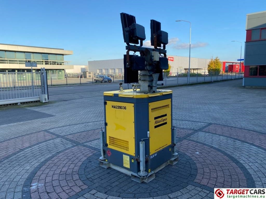 Atlas Copco QLB60 Tower Light 4x350W Led - Torre de iluminación: foto 3 Atlas Copco QLB60 Tower Light 4x350W Led - Torre de iluminación: foto 3