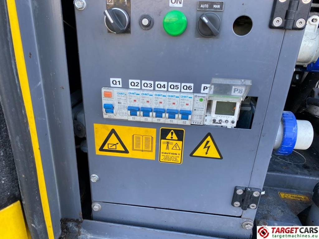 Torre de iluminación Atlas Copco QLB60 Tower Light 4x350W Led: foto 34 Torre de iluminación Atlas Copco QLB60 Tower Light 4x350W Led: foto 34