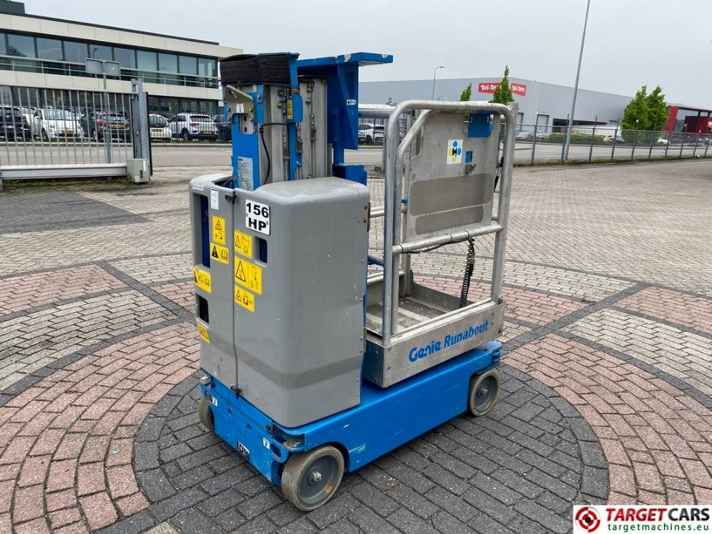 Genie GR15 Runabout Electric Vertical Mast Lift 652cm - Plataforma de mástil vertical: foto 3 Genie GR15 Runabout Electric Vertical Mast Lift 652cm - Plataforma de mástil vertical: foto 3