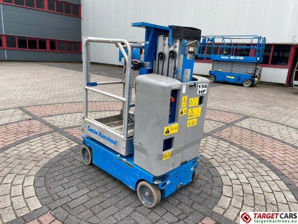 Genie GR15 Runabout Electric Vertical Mast Lift 652cm - Plataforma de mástil vertical: foto 4 Genie GR15 Runabout Electric Vertical Mast Lift 652cm - Plataforma de mástil vertical: foto 4