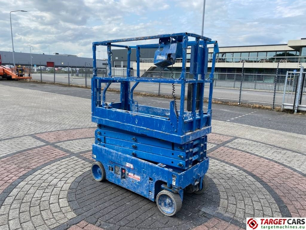 Genie GS-1932 Electric Scissor Work Lift 779cm - Plataforma de tijeras: foto 2 Genie GS-1932 Electric Scissor Work Lift 779cm - Plataforma de tijeras: foto 2