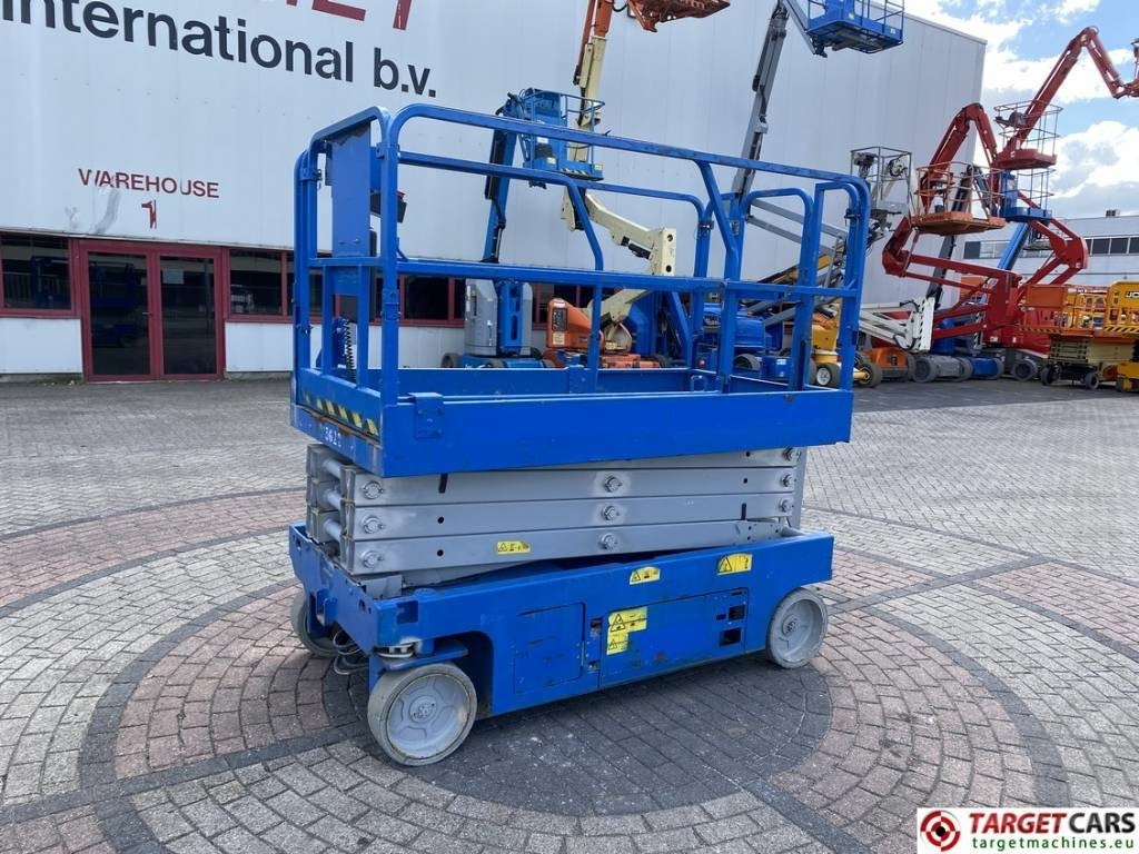 Genie GS-2646 Electric Scissor Work Lift 992cm - Plataforma de tijeras: foto 1 Genie GS-2646 Electric Scissor Work Lift 992cm - Plataforma de tijeras: foto 1