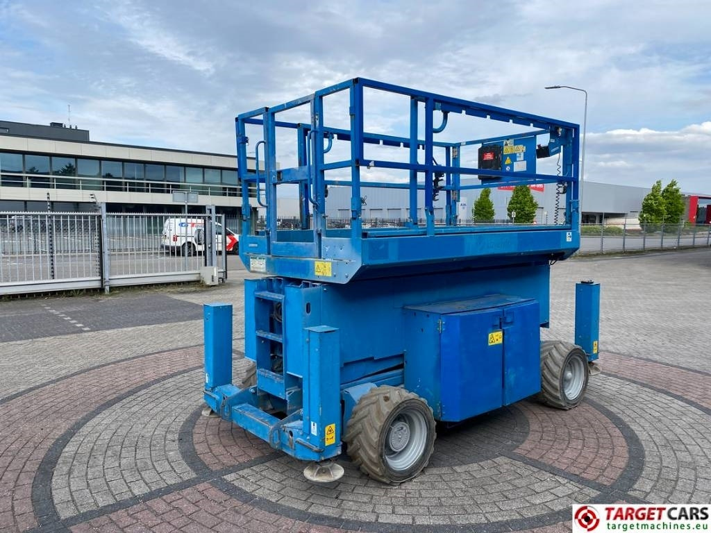 Genie GS-4069DC Electric 4x4 Scissor Work Lift 1412cm - Plataforma de tijeras: foto 3 Genie GS-4069DC Electric 4x4 Scissor Work Lift 1412cm - Plataforma de tijeras: foto 3