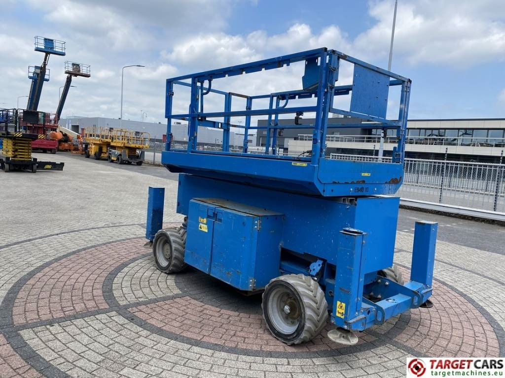 Genie GS-4069DC Electric Scissor Work Lift 1412cm - Plataforma de tijeras: foto 2 Genie GS-4069DC Electric Scissor Work Lift 1412cm - Plataforma de tijeras: foto 2