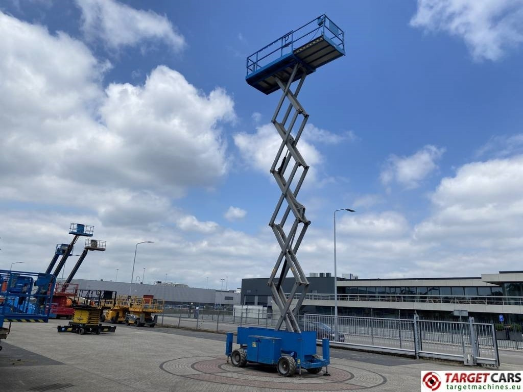 Plataforma de tijeras Genie GS-4069DC Electric Scissor Work Lift 1412cm: foto 7