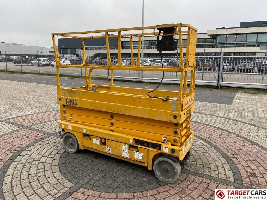 Haulotte Compact 10N Electric Scissor Work Lift 1000cm - Plataforma de tijeras: foto 2 Haulotte Compact 10N Electric Scissor Work Lift 1000cm - Plataforma de tijeras: foto 2
