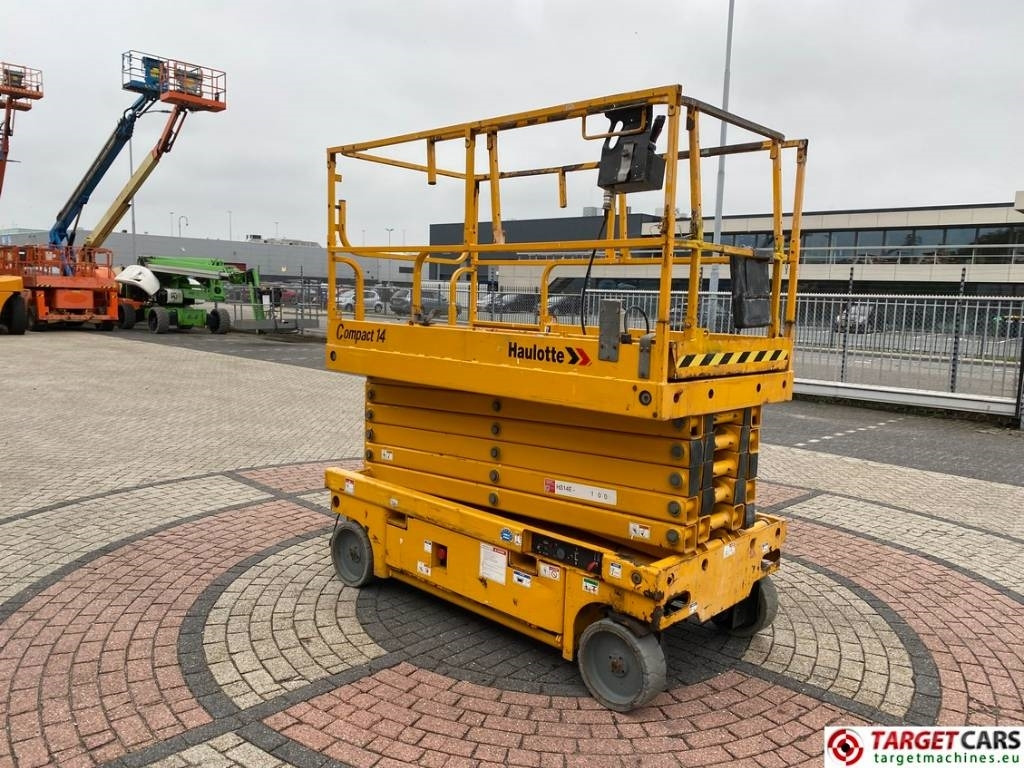 Haulotte Compact 14 Electric Scissor Work Lift 1385cm - Plataforma de tijeras: foto 2 Haulotte Compact 14 Electric Scissor Work Lift 1385cm - Plataforma de tijeras: foto 2