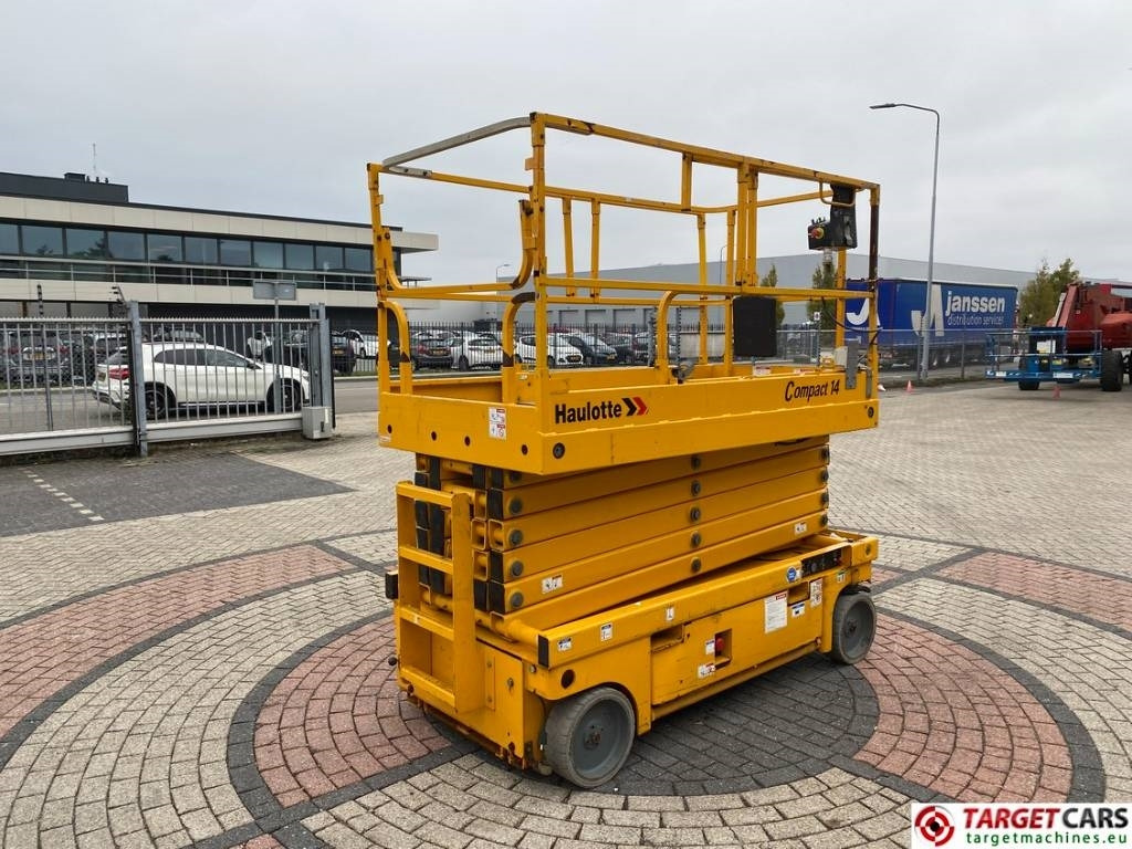Haulotte Compact 14 Electric Scissor Work Lift 1385cm - Plataforma de tijeras: foto 3 Haulotte Compact 14 Electric Scissor Work Lift 1385cm - Plataforma de tijeras: foto 3