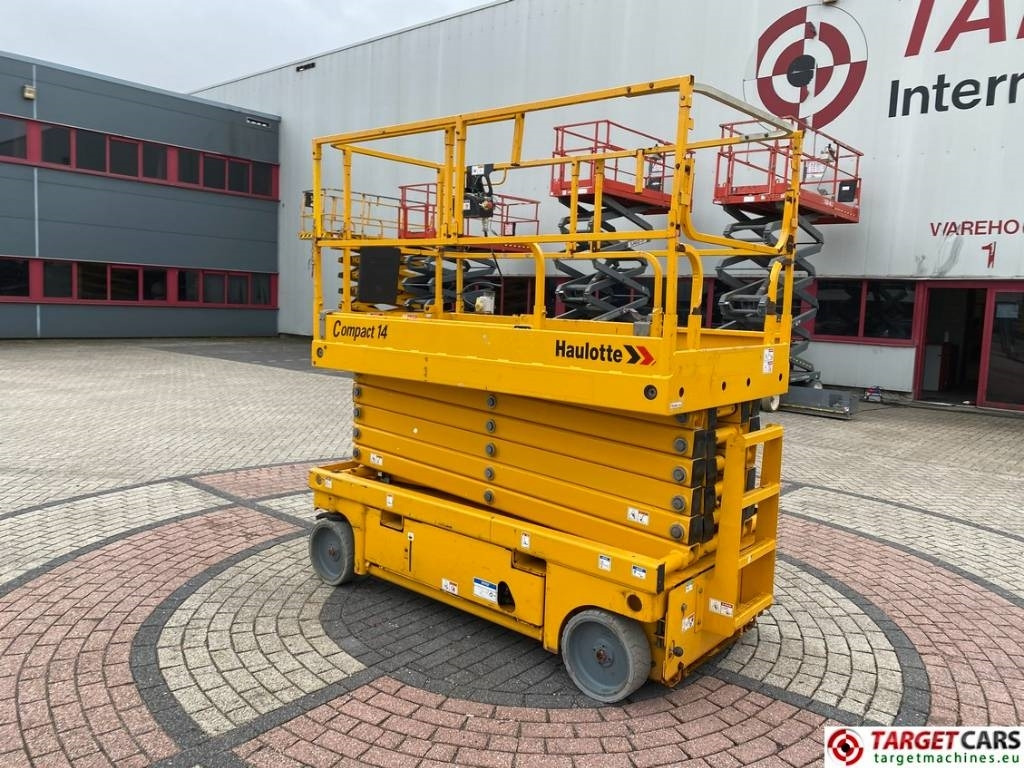 Haulotte Compact 14 Electric Scissor Work Lift 1385cm - Plataforma de tijeras: foto 4 Haulotte Compact 14 Electric Scissor Work Lift 1385cm - Plataforma de tijeras: foto 4