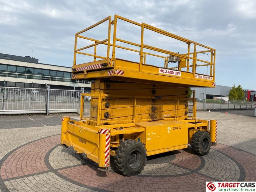 Holland Lift B195DL-25 4WD Diesel 4x4 Scissor Work Lift 2150cm  - Plataforma de tijeras: foto 3 Holland Lift B195DL-25 4WD Diesel 4x4 Scissor Work Lift 2150cm  - Plataforma de tijeras: foto 3