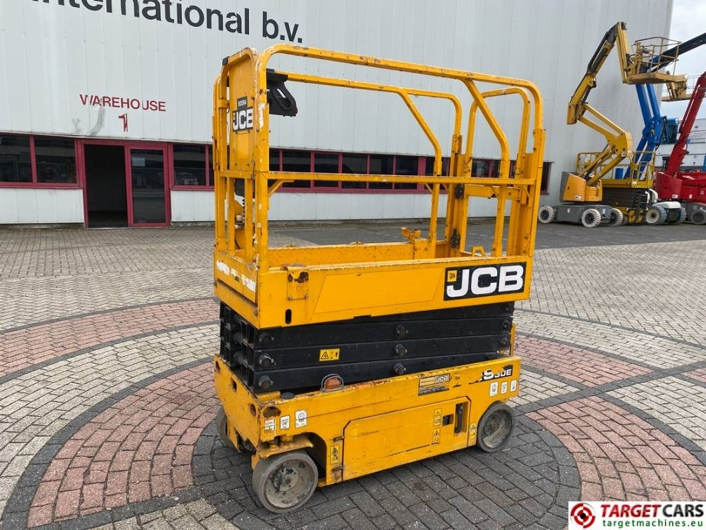 JCB S1930E Electric Scissor Work Lift 780cm - Plataforma de tijeras: foto 1 JCB S1930E Electric Scissor Work Lift 780cm - Plataforma de tijeras: foto 1