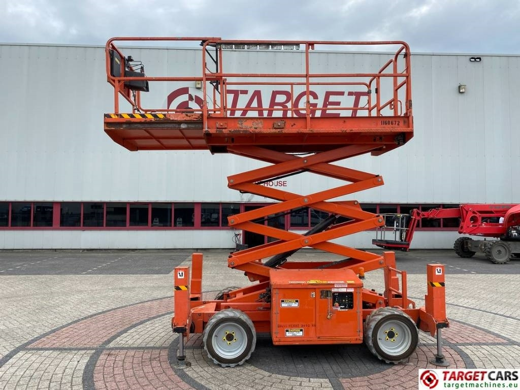 JLG 260MRT Diesel 4x4 Scissor Workj Lift 992cm - Plataforma de tijeras: foto 5 JLG 260MRT Diesel 4x4 Scissor Workj Lift 992cm - Plataforma de tijeras: foto 5