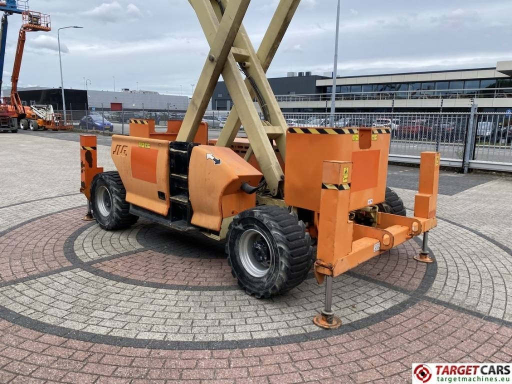 Plataforma de tijeras JLG 4394RT Diesel 4x4 Scissor Work Lift 1511cm: foto 16 Plataforma de tijeras JLG 4394RT Diesel 4x4 Scissor Work Lift 1511cm: foto 16