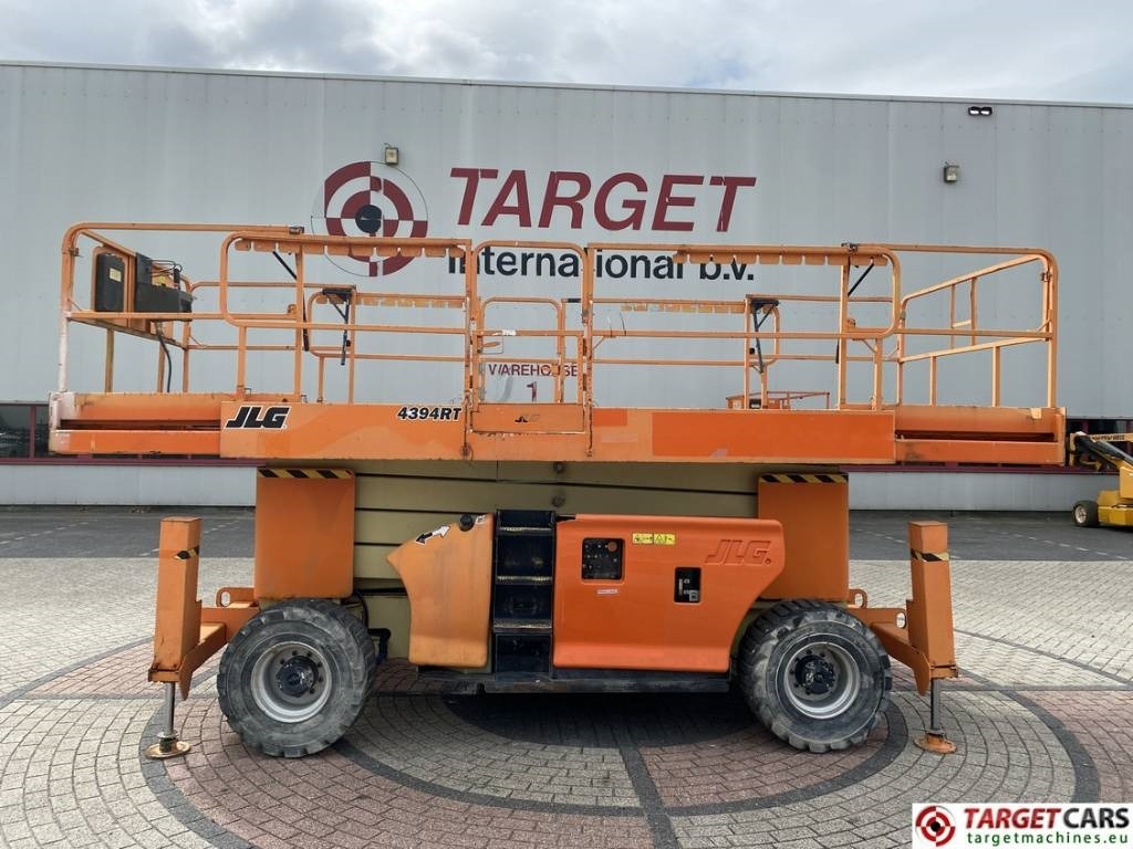 Plataforma de tijeras JLG 4394RT Diesel 4x4 Scissor Work Lift 1511cm: foto 27 Plataforma de tijeras JLG 4394RT Diesel 4x4 Scissor Work Lift 1511cm: foto 27