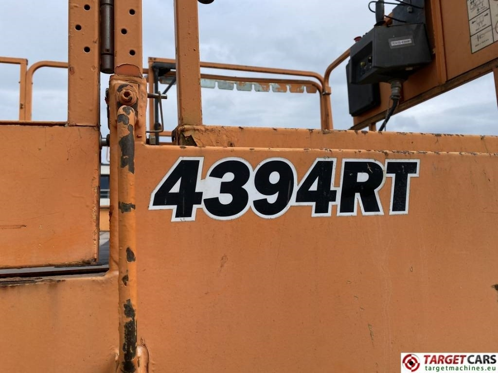 Plataforma de tijeras JLG 4394RT Diesel 4x4 Scissor Work Lift 1511cm: foto 15 Plataforma de tijeras JLG 4394RT Diesel 4x4 Scissor Work Lift 1511cm: foto 15