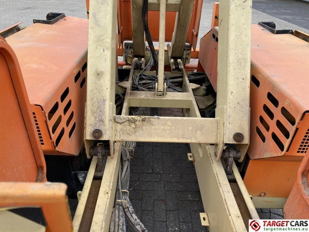 Plataforma de tijeras JLG 4394RT Diesel 4x4 Scissor Work Lift 1511cm: foto 19 Plataforma de tijeras JLG 4394RT Diesel 4x4 Scissor Work Lift 1511cm: foto 19
