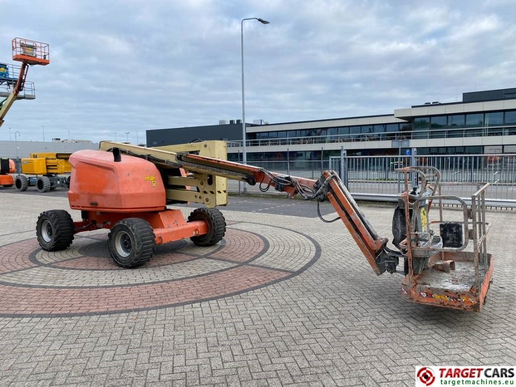JLG 520AJ Articulated 4x4 Diesel Boom Work Lift 1800cm - Plataforma articulada: foto 2 JLG 520AJ Articulated 4x4 Diesel Boom Work Lift 1800cm - Plataforma articulada: foto 2