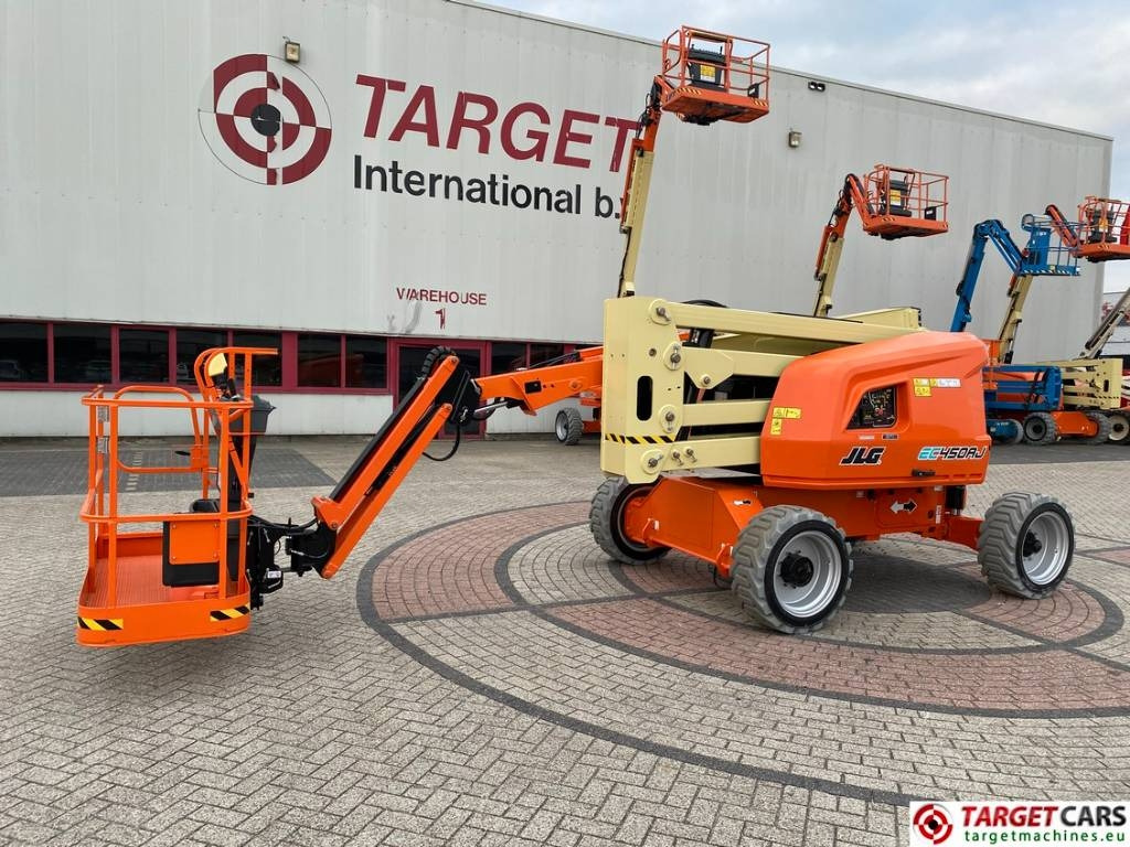 JLG EC450AJ Lithium-Ion Articulated Boom Lift 1572cm - Plataforma articulada: foto 1 JLG EC450AJ Lithium-Ion Articulated Boom Lift 1572cm - Plataforma articulada: foto 1