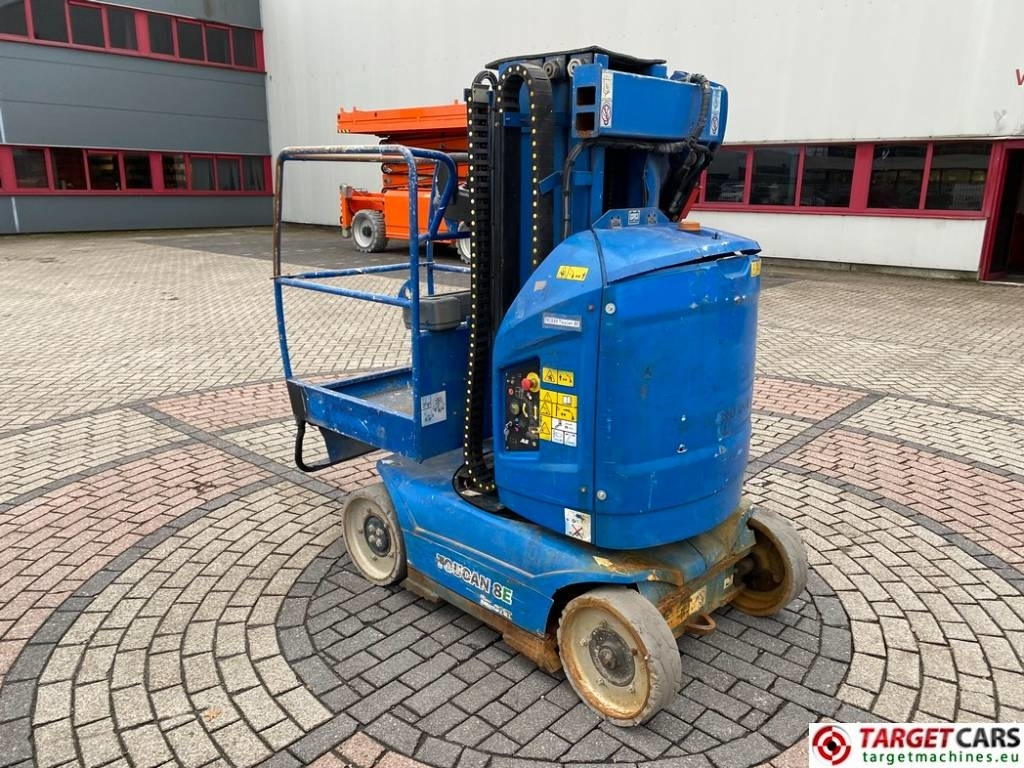 JLG Toucan 8E Electric Vertical Mast Work Lift 820cm - Plataforma de mástil vertical: foto 4 JLG Toucan 8E Electric Vertical Mast Work Lift 820cm - Plataforma de mástil vertical: foto 4