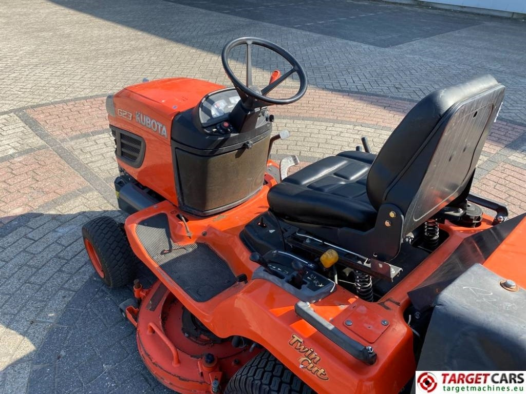 Kubota G23/LD Mower 4WD G23 Diesel 122cm - Cortacésped: foto 5 Kubota G23/LD Mower 4WD G23 Diesel 122cm - Cortacésped: foto 5
