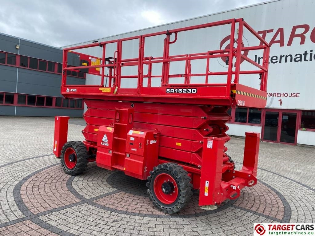 LGMG SR1623D RT Diesel 4x4 Scissor Work Lift 1790cm - Plataforma de tijeras: foto 4 LGMG SR1623D RT Diesel 4x4 Scissor Work Lift 1790cm - Plataforma de tijeras: foto 4