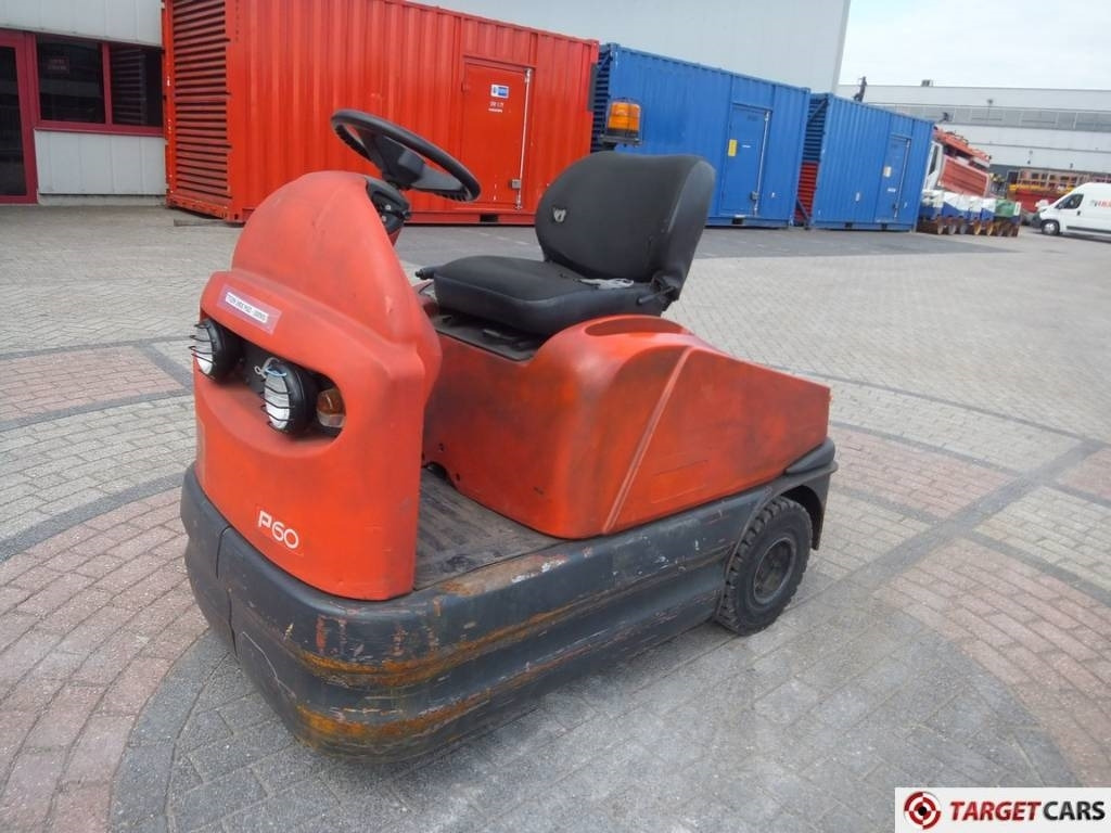 Linde P60Z Electric Tow Truck Tractor 6000KG - Remolcadora: foto 1 Linde P60Z Electric Tow Truck Tractor 6000KG - Remolcadora: foto 1