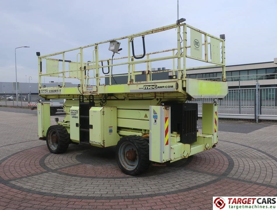 MEC 3392RT-T Diesel 4x4 Scissor Work LIft 1200cm - Plataforma de tijeras: foto 2 MEC 3392RT-T Diesel 4x4 Scissor Work LIft 1200cm - Plataforma de tijeras: foto 2