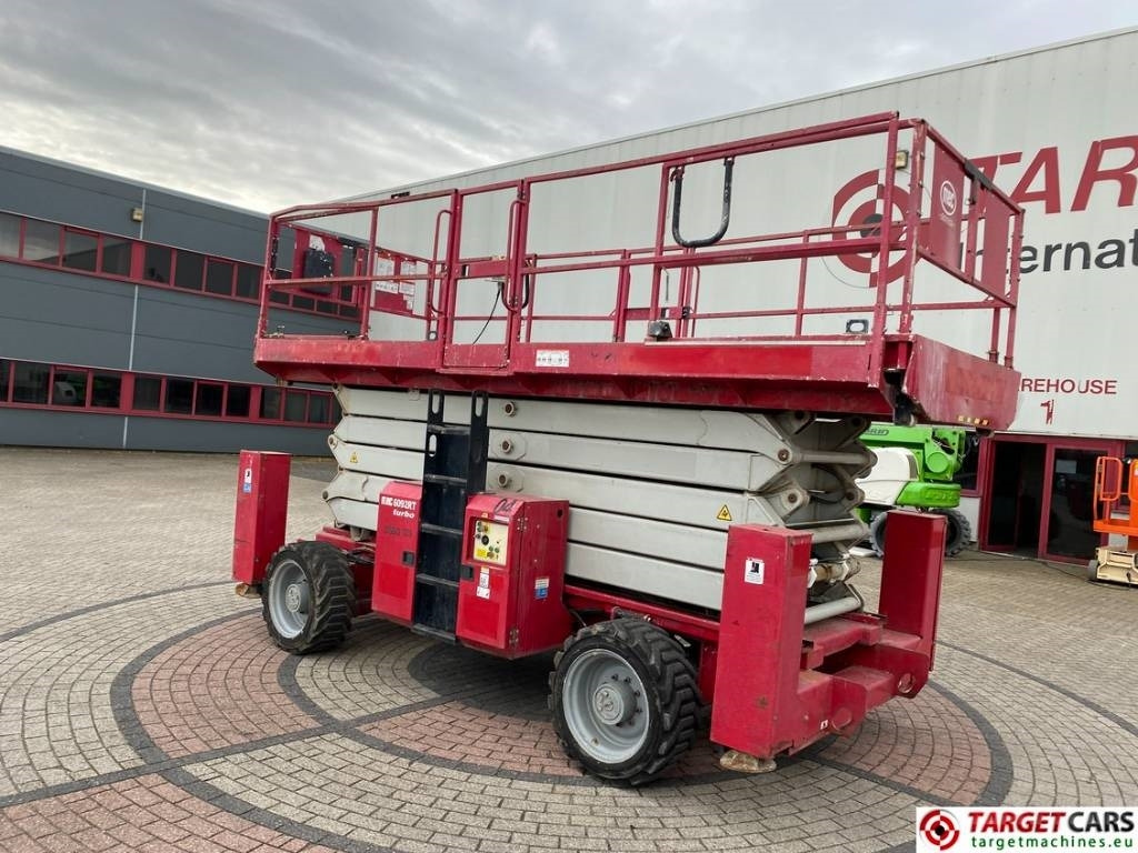 MEC 6092RT Diesel 4x4 Scissor Work Lift 2020cm - Plataforma de tijeras: foto 4 MEC 6092RT Diesel 4x4 Scissor Work Lift 2020cm - Plataforma de tijeras: foto 4