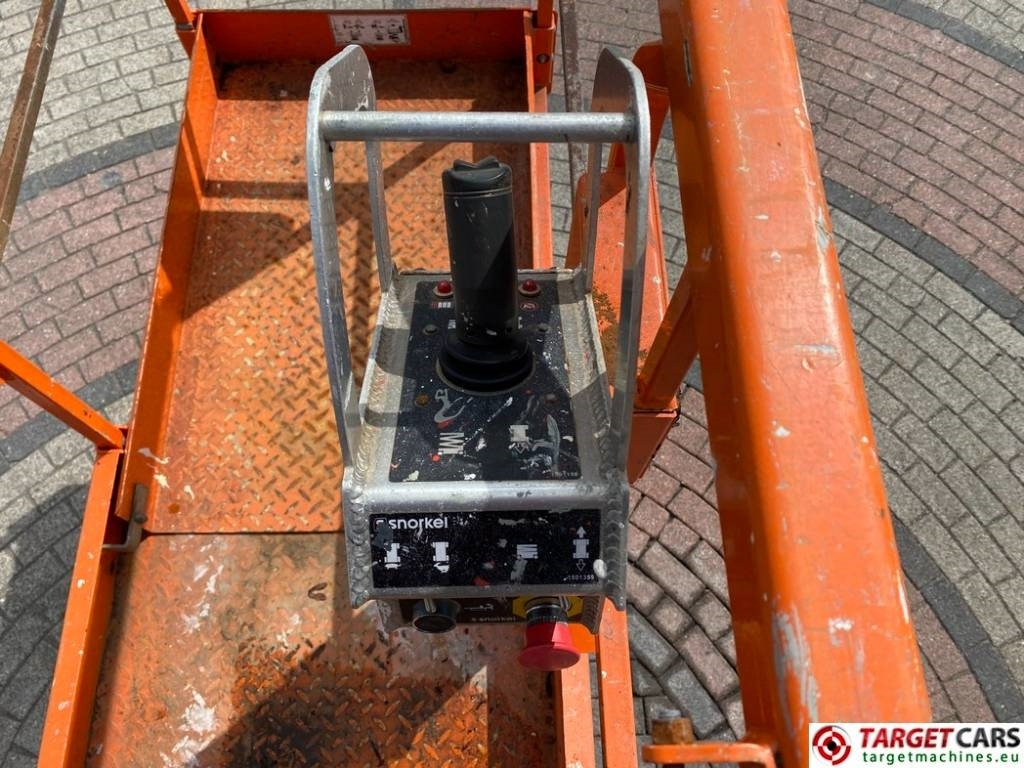 Plataforma de tijeras Snorkel S3226E Electric Scissor Work Lift 990cm: foto 9 Plataforma de tijeras Snorkel S3226E Electric Scissor Work Lift 990cm: foto 9