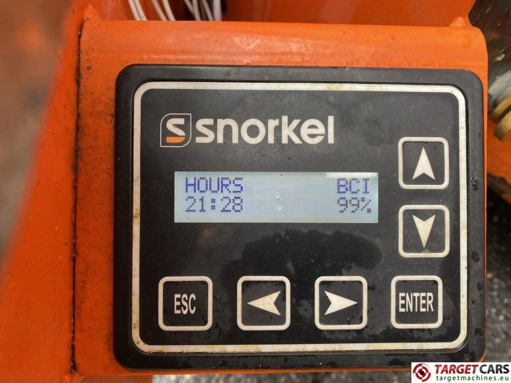 Plataforma de tijeras Snorkel S4726E Electric Scissor Work Lift 980cm: foto 16