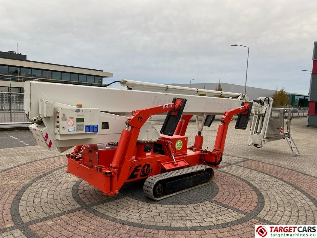 Teupen Leo 36T Diesel Telescopic Tracked Boom Lift 3550cm - Plataforma telescopica: foto 3 Teupen Leo 36T Diesel Telescopic Tracked Boom Lift 3550cm - Plataforma telescopica: foto 3