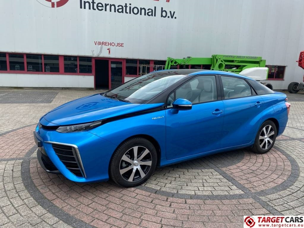 Toyota Mirai FCV HydroGen FuelCell - Sedan: foto 1 Toyota Mirai FCV HydroGen FuelCell - Sedan: foto 1