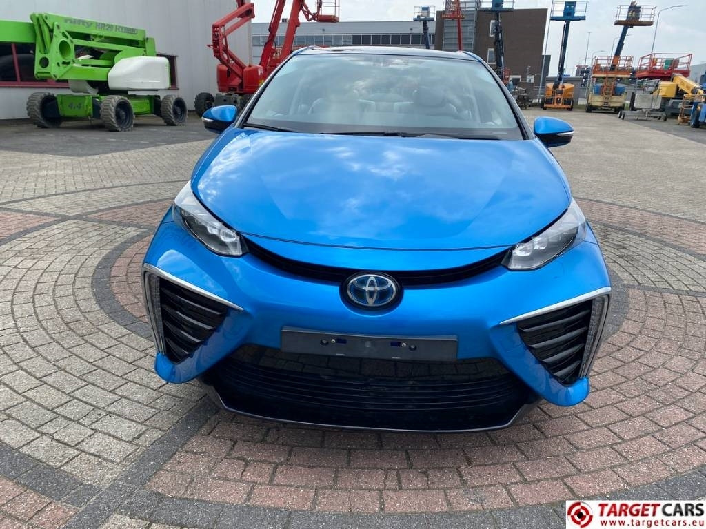 Toyota Mirai FCV HydroGen FuelCell - Sedan: foto 2 Toyota Mirai FCV HydroGen FuelCell - Sedan: foto 2