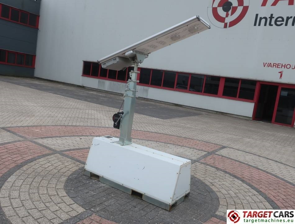 Trime X-Pole 2x25W Led Solar Tower Light - Torre de iluminación: foto 4 Trime X-Pole 2x25W Led Solar Tower Light - Torre de iluminación: foto 4