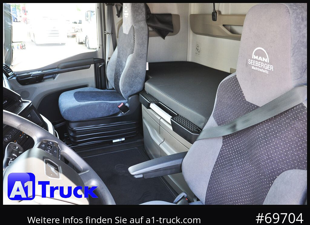 MAN TGX 18,480 BLS Intarder Standklima, Soundsysem - Cabeza tractora: foto 4 MAN TGX 18,480 BLS Intarder Standklima, Soundsysem - Cabeza tractora: foto 4