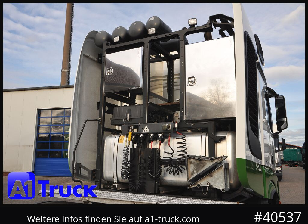 MERCEDES-BENZ 4158 BL 8x4, neues Model, guter Zustand - Cabeza tractora: foto 2 MERCEDES-BENZ 4158 BL 8x4, neues Model, guter Zustand - Cabeza tractora: foto 2