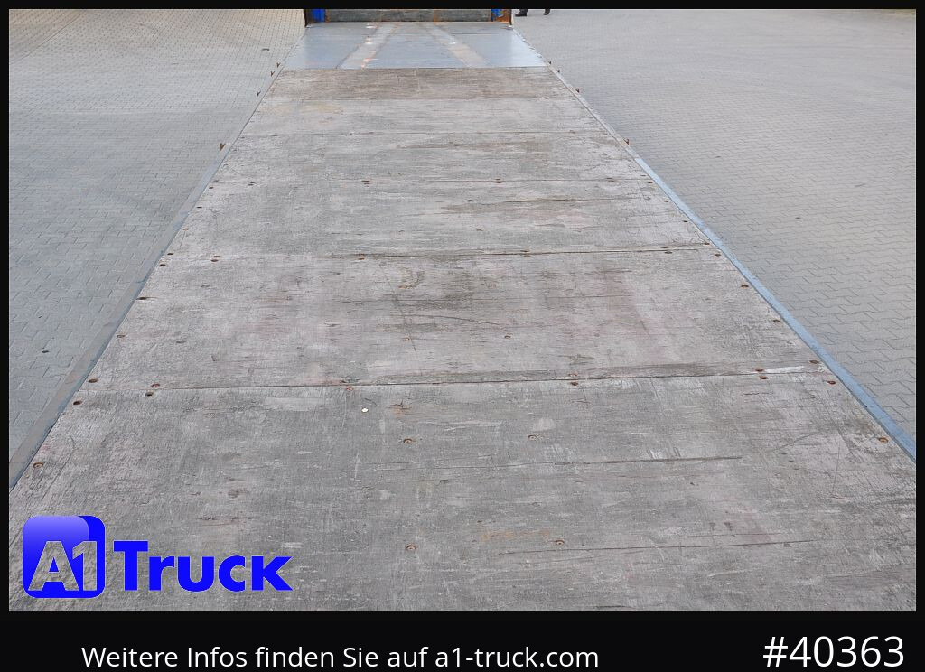 KRONE Megatrailer, Plateau, Liftachse, Staplerhalterung, - Semirremolque plataforma/ Caja abierta: foto 4 KRONE Megatrailer, Plateau, Liftachse, Staplerhalterung, - Semirremolque plataforma/ Caja abierta: foto 4