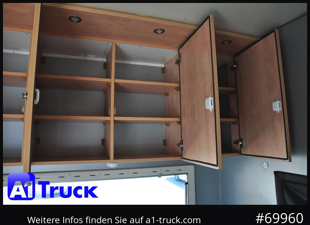 MERCEDES-BENZ 1831 LL 6 Pferde Wohnmobil TV Küche Dusche - Camión para caballos: foto 2 MERCEDES-BENZ 1831 LL 6 Pferde Wohnmobil TV Küche Dusche - Camión para caballos: foto 2