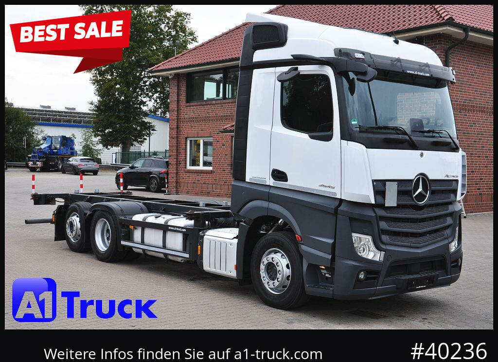 MERCEDES-BENZ 2545, Multi BDF, Wechsler, 7.45-7.82, MIDI, Liftachse - Camión portacontenedore/ Intercambiable: foto 1 MERCEDES-BENZ 2545, Multi BDF, Wechsler, 7.45-7.82, MIDI, Liftachse - Camión portacontenedore/ Intercambiable: foto 1