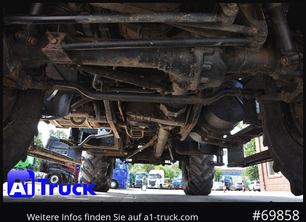 MERCEDES-BENZ Unimog U 5000 437/45 Kran Doka 6 Sitze - Camión grúa: foto 2 MERCEDES-BENZ Unimog U 5000 437/45 Kran Doka 6 Sitze - Camión grúa: foto 2