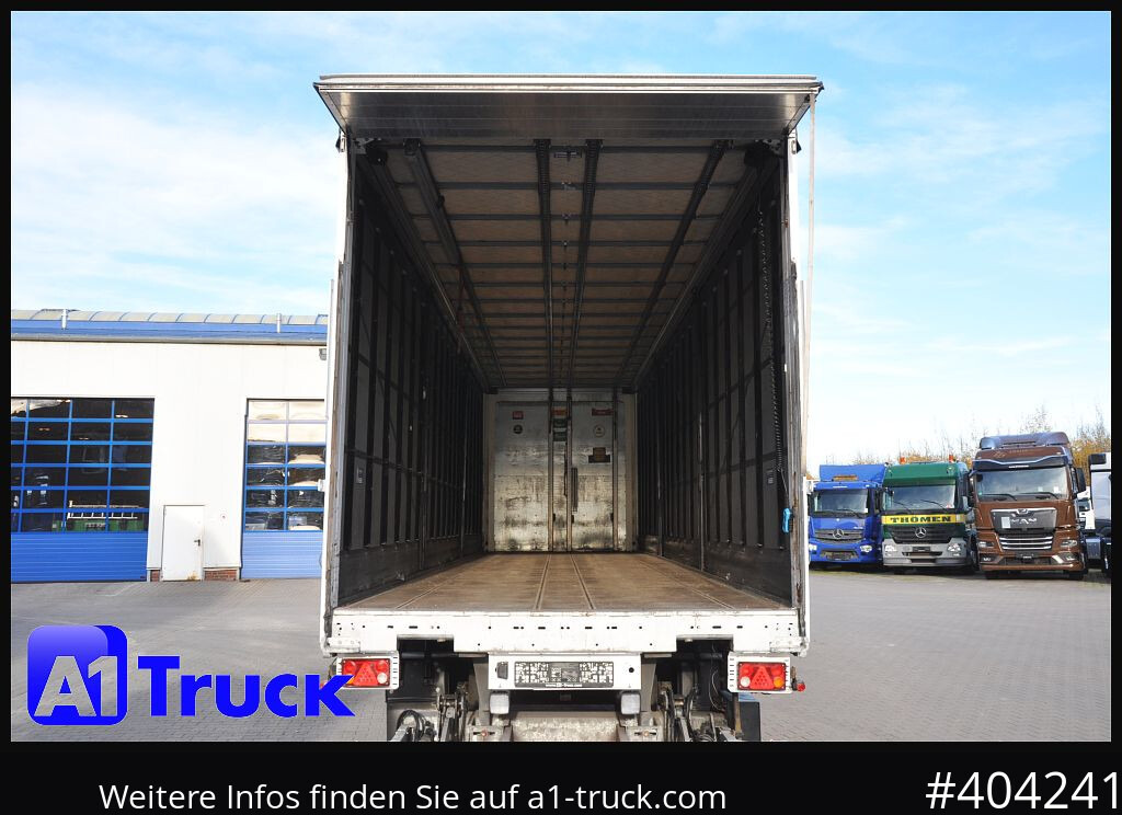 SCHMITZ Getränke, Lenkachse, LBW, Ladebordwand, kurzer Aufbau - Semirremolque transporte de bebidas: foto 4 SCHMITZ Getränke, Lenkachse, LBW, Ladebordwand, kurzer Aufbau - Semirremolque transporte de bebidas: foto 4