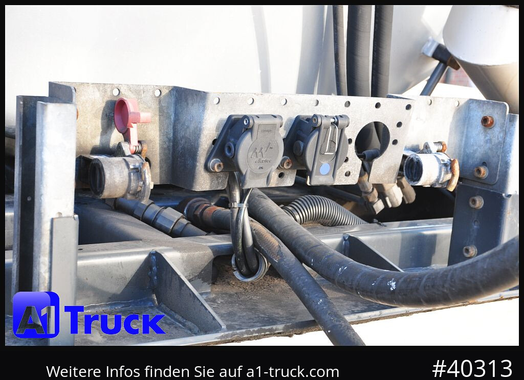 SCHWARTE JANSKY Kumm TA 30/3, 30m³, Gülle, Gärreste, Lenkachse - Semirremolque cisterna: foto 5 SCHWARTE JANSKY Kumm TA 30/3, 30m³, Gülle, Gärreste, Lenkachse - Semirremolque cisterna: foto 5