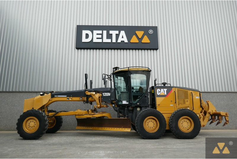 Grader Caterpillar 120M: foto 1