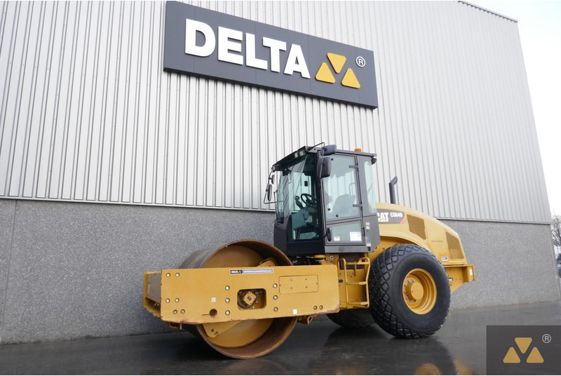 Caterpillar CS64B - Rodillo: foto 4 Caterpillar CS64B - Rodillo: foto 4