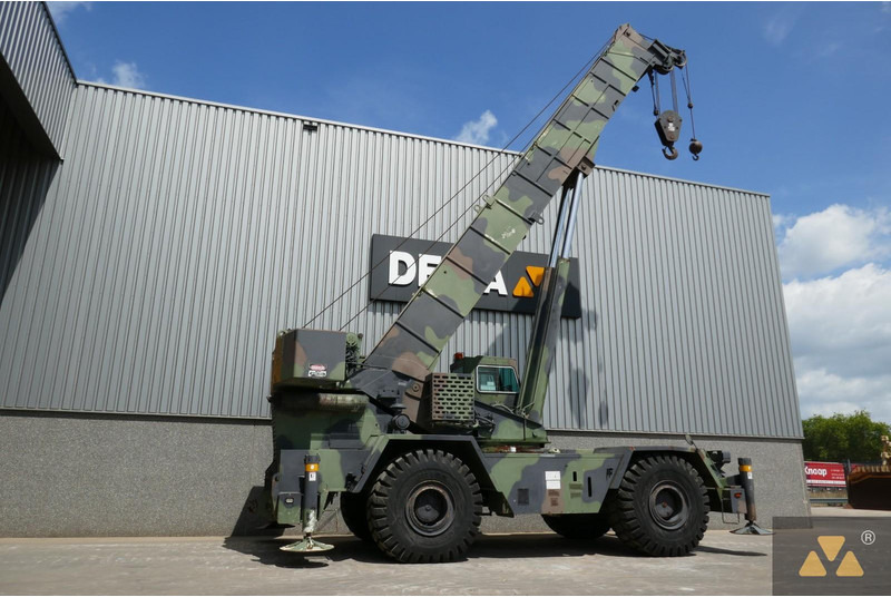 Grove RT875 Ex-army - Grúa para terrenos difíciles: foto 5 Grove RT875 Ex-army - Grúa para terrenos difíciles: foto 5