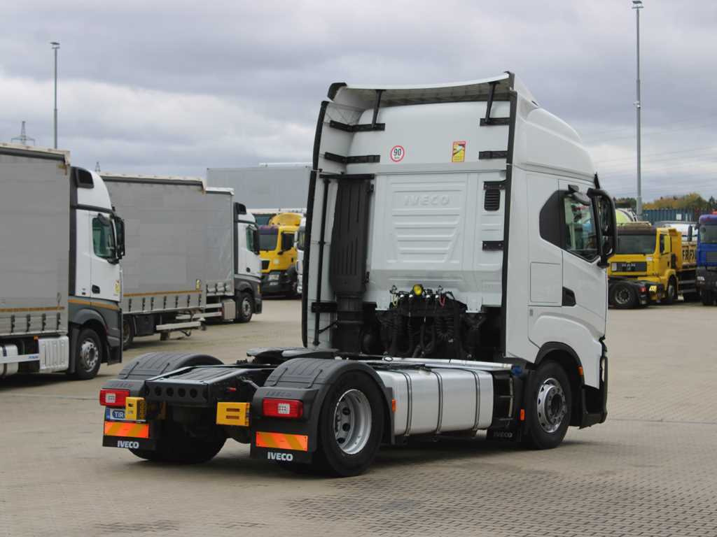 Iveco S-Way 480, EURO 6, INDEPENDENT AIR CONDITIONING, NAVIGATION - Cabeza tractora: foto 4 Iveco S-Way 480, EURO 6, INDEPENDENT AIR CONDITIONING, NAVIGATION - Cabeza tractora: foto 4