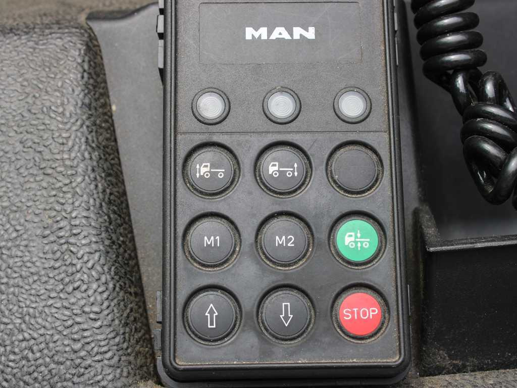 Cabeza tractora MAN TGX 18.500, EURO 6, LOW DECK, RETARDER: foto 8 Cabeza tractora MAN TGX 18.500, EURO 6, LOW DECK, RETARDER: foto 8